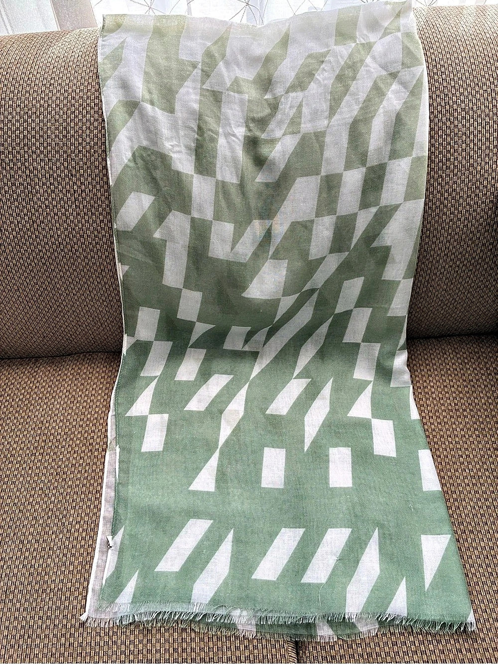 Geometric Scarf in Green & White